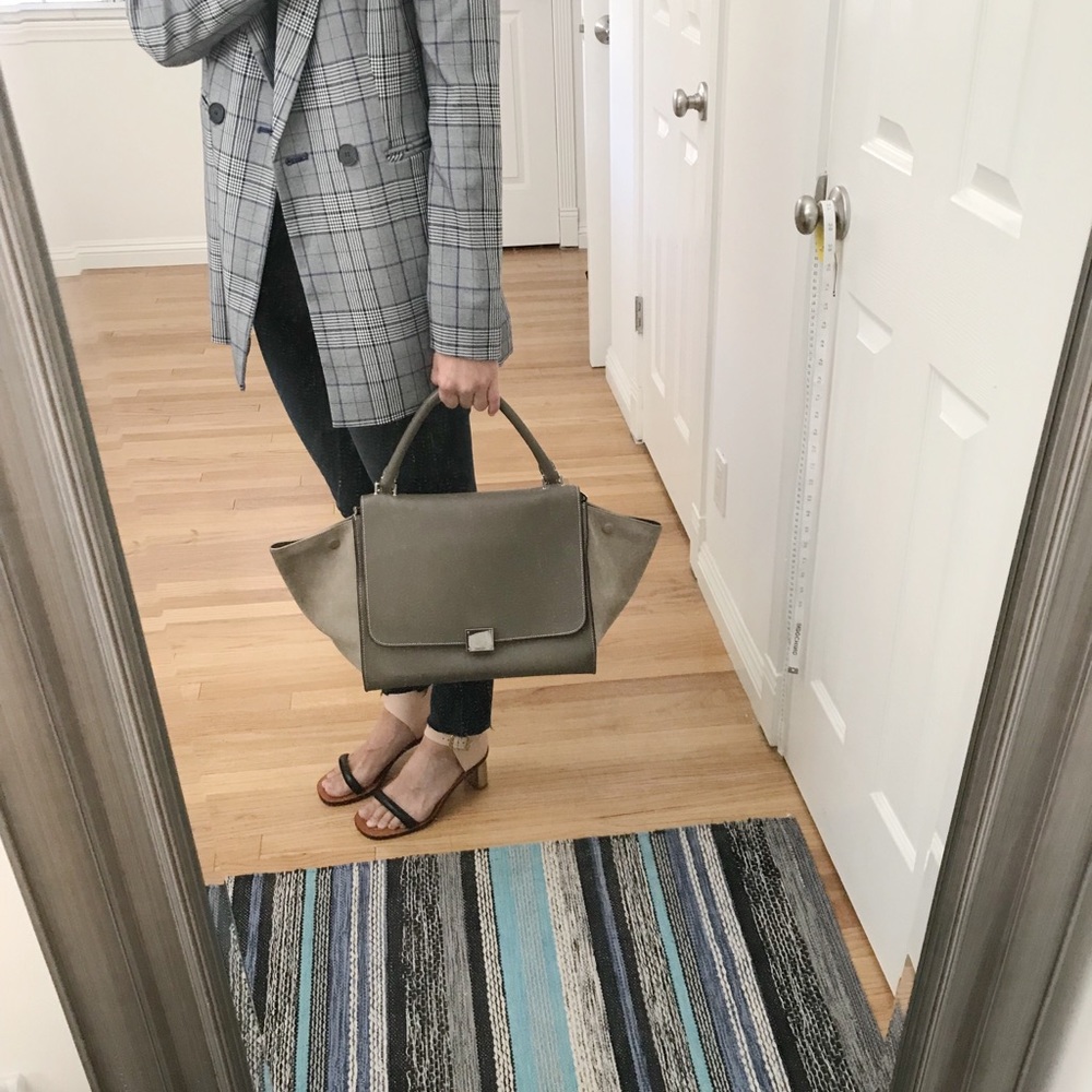 *SOLD*Celine Gray Trapeze - Picture 2 of 8